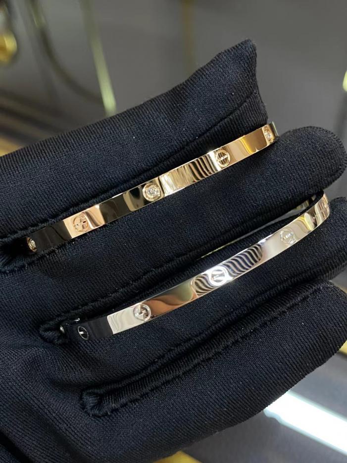 replica,repliche,fake,1:1,earrings,bracelet,ring,jewelry Cartier è raffinato e compatto, ma devi scegliere la versione stretta di vero oro 18 carati e veri diamanti (3DA5) replica,repliche,fake,1:1,earrings,bracelet,ring,jewelry Cartier è raffinato e compatto, ma devi scegliere la versione stretta di vero oro 18 carati e veri diamanti (3DA5)
