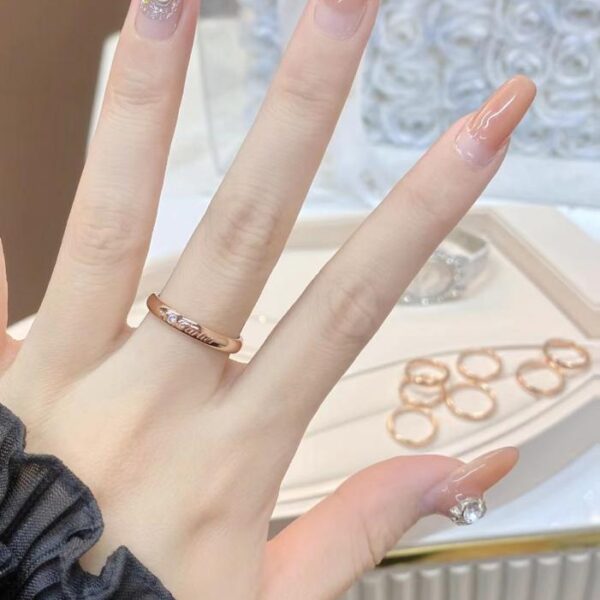 replica,repliche,fake,1:1,earrings,bracelet,ring,jewelry Anello con logo classico Cartier Anello in oro vero 18 carati e diamanti completo (AB34)