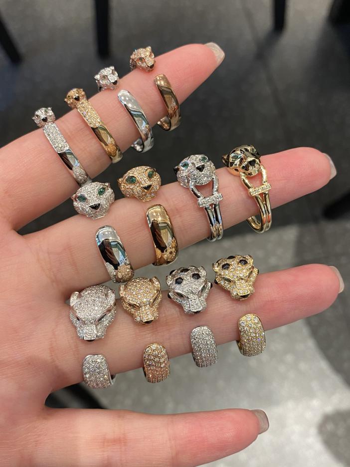 replica,repliche,fake,1:1,earrings,bracelet,ring,jewelry Anello leopardo Cartier set completo in oro vero 18k e diamanti (7901) replica,repliche,fake,1:1,earrings,bracelet,ring,jewelry Anello leopardo Cartier set completo in oro vero 18k e diamanti (7901)