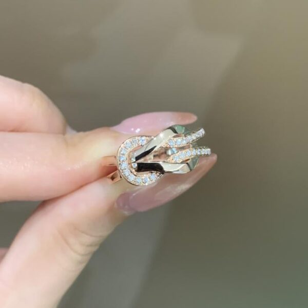 replica,repliche,fake,1:1,earrings,bracelet,ring,jewelry Anello Frederic di alta qualità Cartier in oro vero 18 carati e diamanti (6AEF)