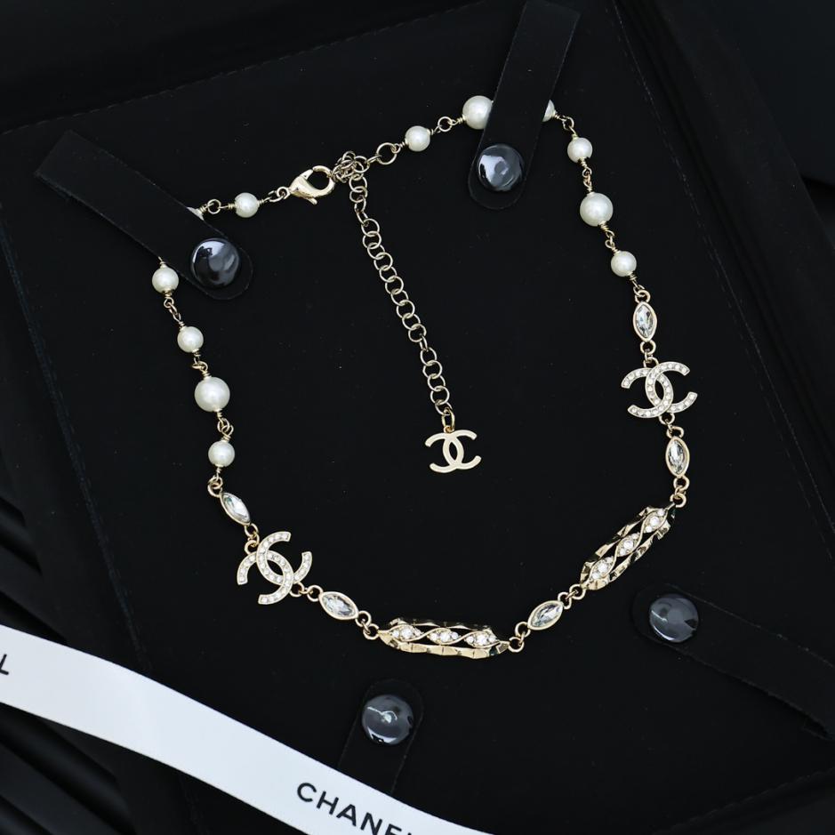 replica,repliche,fake,1:1,earrings,bracelet,ring,jewelry Collana Chanel con doppia C con motivo a onde e diamanti pieni (1482) replica,repliche,fake,1:1,earrings,bracelet,ring,jewelry Collana Chanel con doppia C con motivo a onde e diamanti pieni (1482)