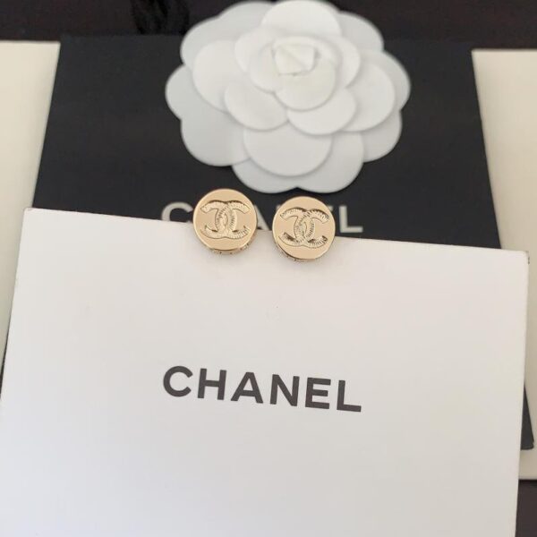 Chanel ultimi orecchini mini rotondi in oro chiaro (8485)