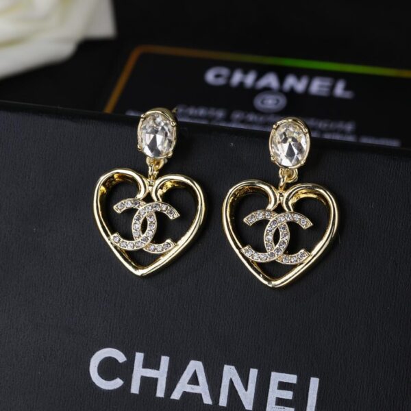 Nuovi orecchini Chanel (AB0E)