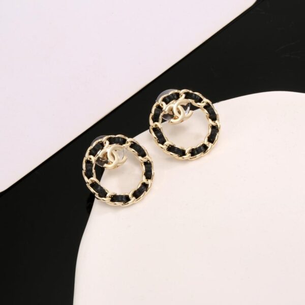 Orecchini a bottone classici Chanel doppia C (6FEE)