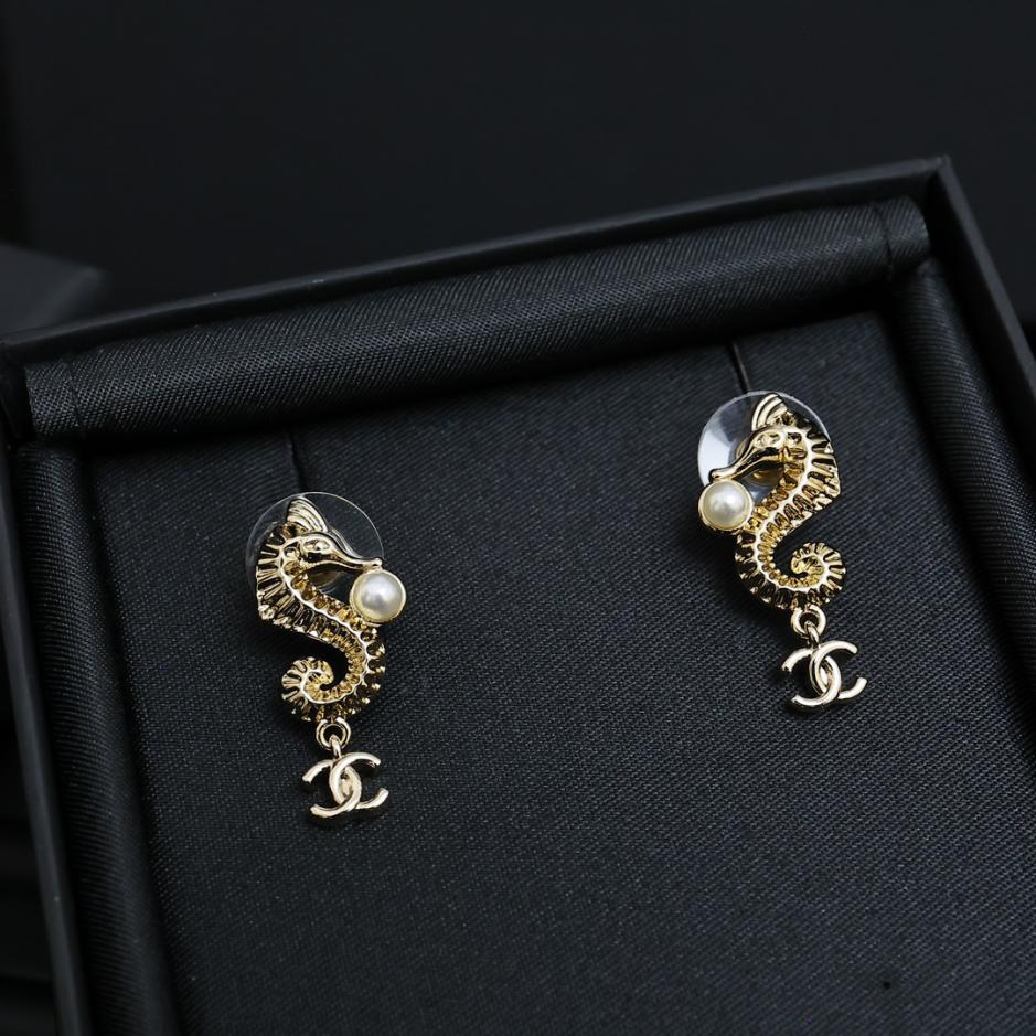 replica,repliche,fake,1:1,earrings,bracelet,ring,jewelry Orecchini Chanel Cavalluccio Marino Serie Dream Ocean (1C53) replica,repliche,fake,1:1,earrings,bracelet,ring,jewelry Orecchini Chanel Cavalluccio Marino Serie Dream Ocean (1C53)