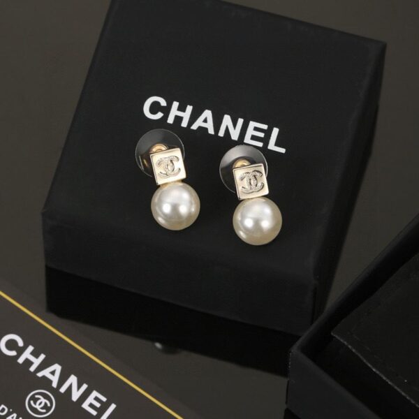 Orecchini classici Chanel (0A73)