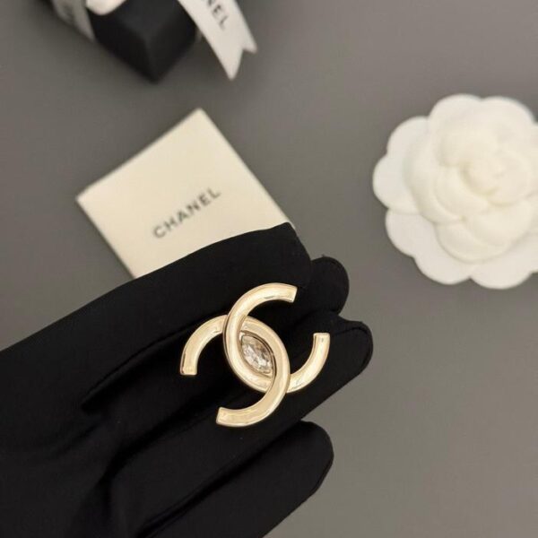 replica,repliche,fake,1:1,earrings,bracelet,ring,jewelry Ultima spilla quadrata in oro Chanel (99EF)