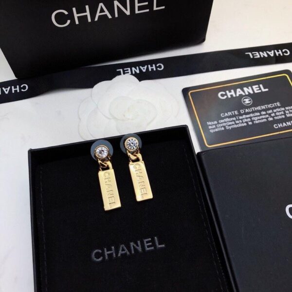 Orecchini Chanel nuovo stile (8045)