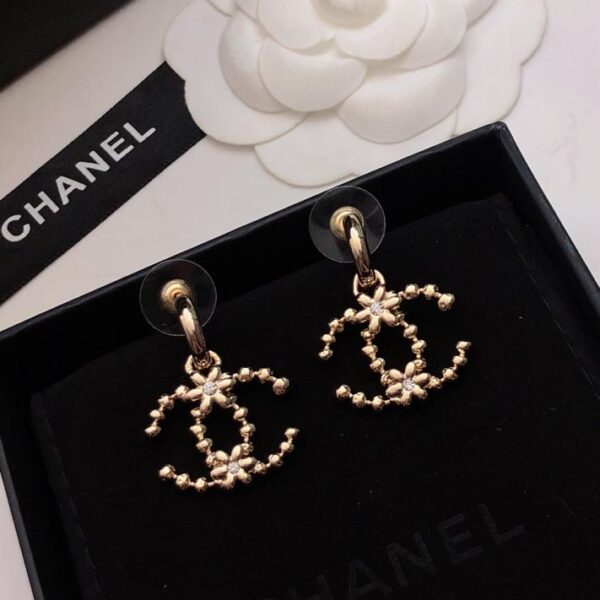 Orecchini Chanel piccoli orecchini di perle profumate (2976)