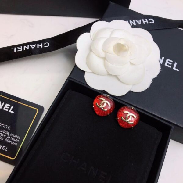 Orecchini Chanel piccoli profumati con diamanti quadrati grandi C (F72A)