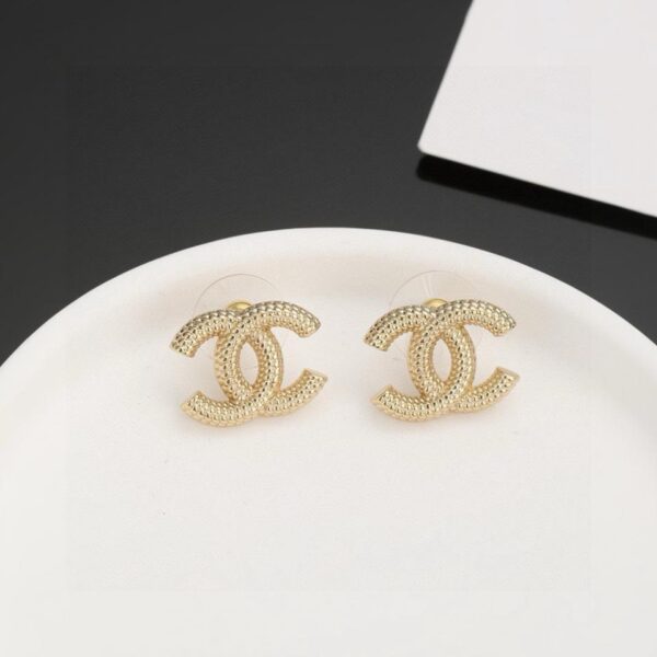 Nuovi orecchini Chanel (B45C)