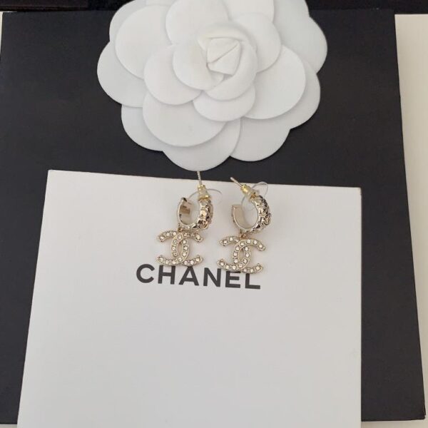 Chanel ultimi ganci per orecchie cc oro chiaro (3C89)