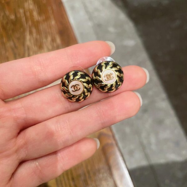 replica,repliche,fake,1:1,earrings,bracelet,ring,jewelry Orecchini doppia C Chanel di seconda mano (CFE3)
