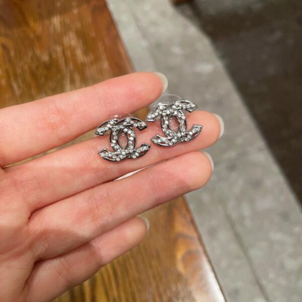 replica,repliche,fake,1:1,earrings,bracelet,ring,jewelry Orecchini Chanel di seconda mano (0A59)