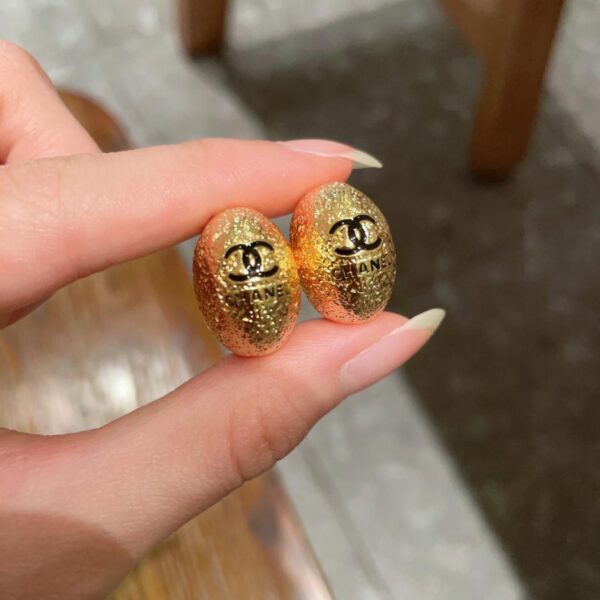 Orecchini Chanel di seconda mano (5B11)