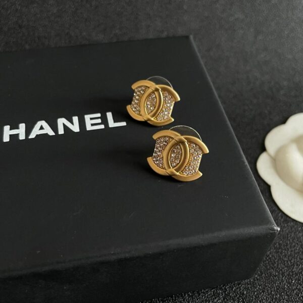 Orecchini Chanel di seconda mano (9F4D)