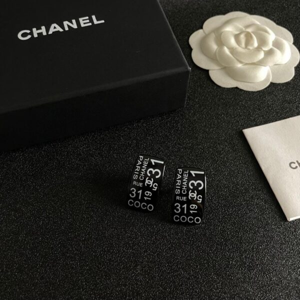 Orecchini Chanel di seconda mano (030A)