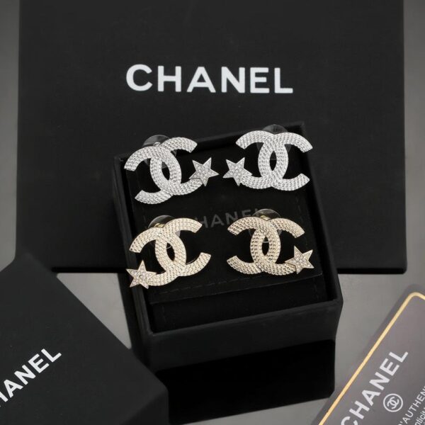 Orecchini classici Chanel(6747)