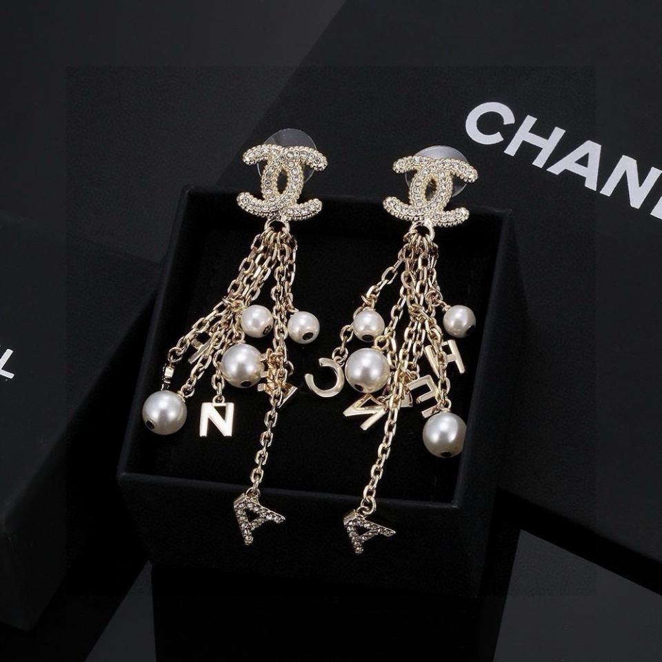 replica,repliche,fake,1:1,earrings,bracelet,ring,jewelry Orecchini classici Chanel (3066) replica,repliche,fake,1:1,earrings,bracelet,ring,jewelry Orecchini classici Chanel (3066)