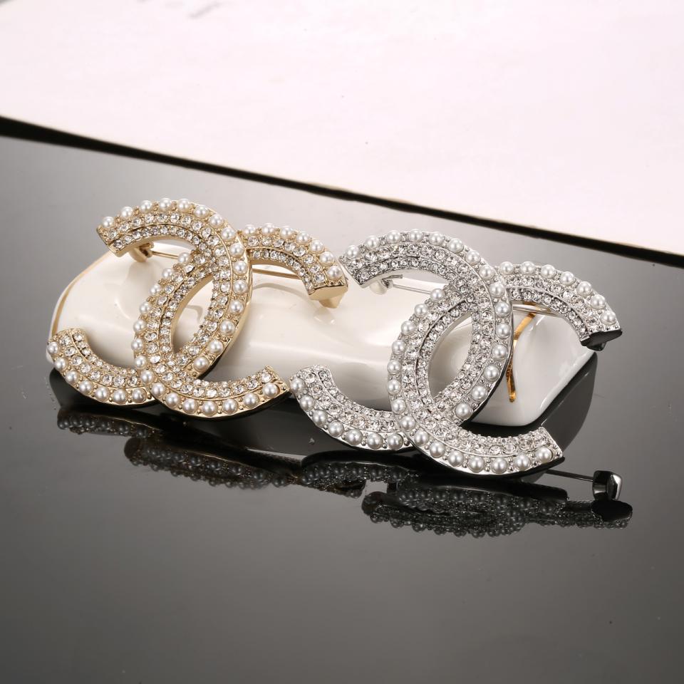 replica,repliche,fake,1:1,earrings,bracelet,ring,jewelry Chanel nuova spilla doppia C di lancio (DFF5) replica,repliche,fake,1:1,earrings,bracelet,ring,jewelry Chanel nuova spilla doppia C di lancio (DFF5)