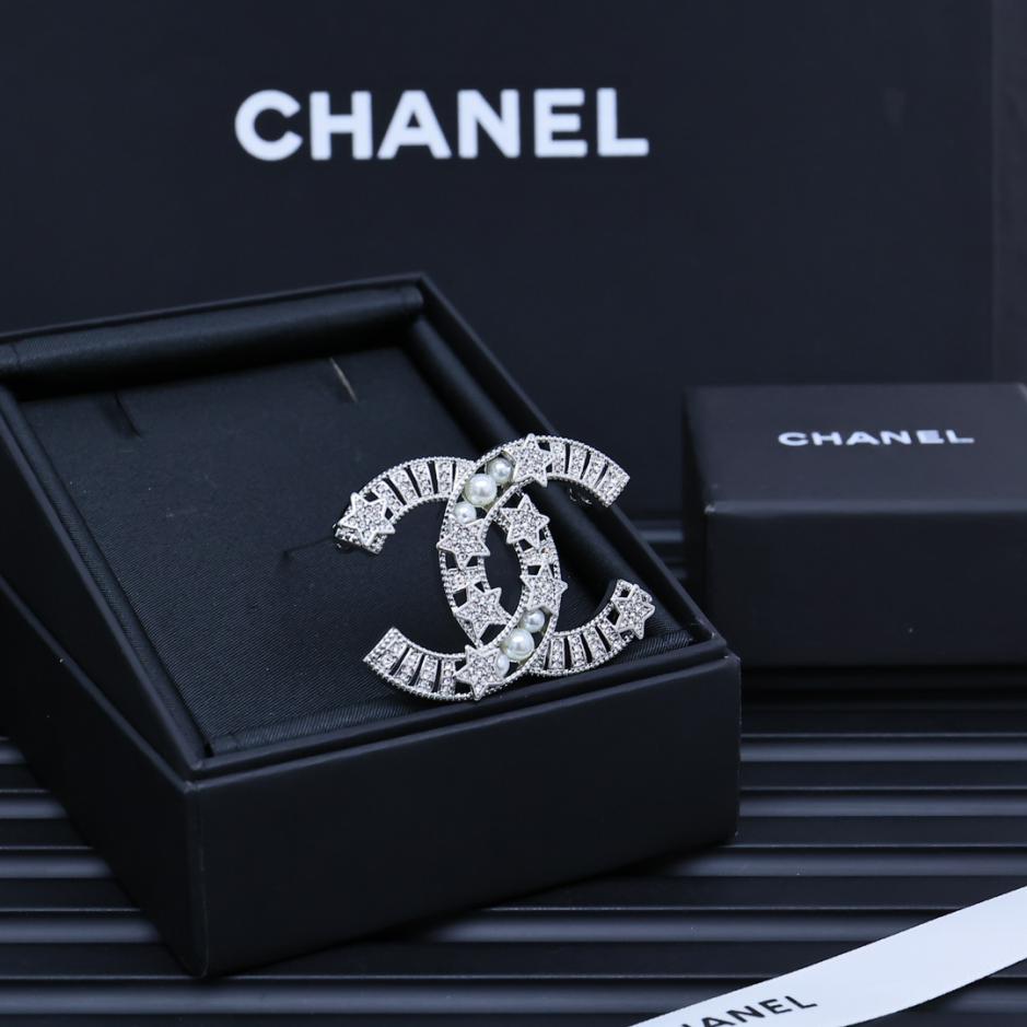 replica,repliche,fake,1:1,earrings,bracelet,ring,jewelry Spilla Chanel con perle e stelle strass (CD90) replica,repliche,fake,1:1,earrings,bracelet,ring,jewelry Spilla Chanel con perle e stelle strass (CD90)