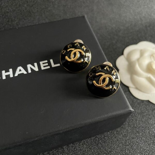 replica,repliche,fake,1:1,earrings,bracelet,ring,jewelry Orecchini medievali Chanel(8067)