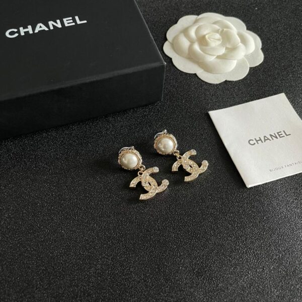 Orecchini medievali Chanel (F843)