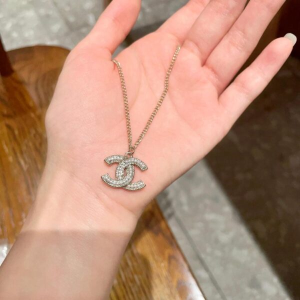Collana Chanel Medioevo (F7B7)
