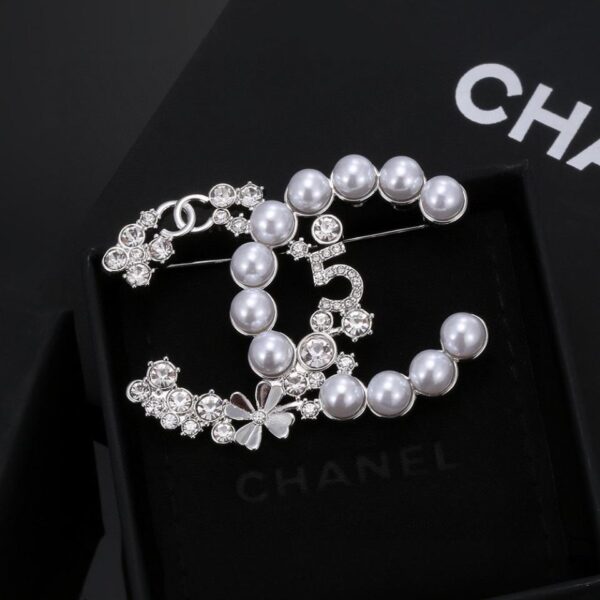 replica,repliche,fake,1:1,earrings,bracelet,ring,jewelry Spilla Chanel (0C40)