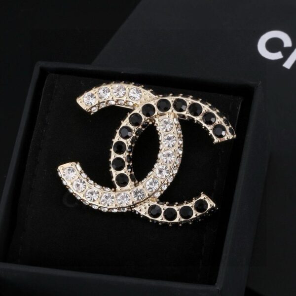 replica,repliche,fake,1:1,earrings,bracelet,ring,jewelry Spilla Chanel (6BC2)