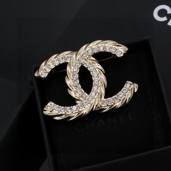replica,repliche,fake,1:1,earrings,bracelet,ring,jewelry Spilla Chanel(70C4)