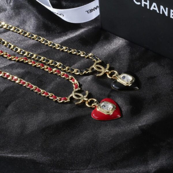 Collana Chanel nuovo cuore (87FB)