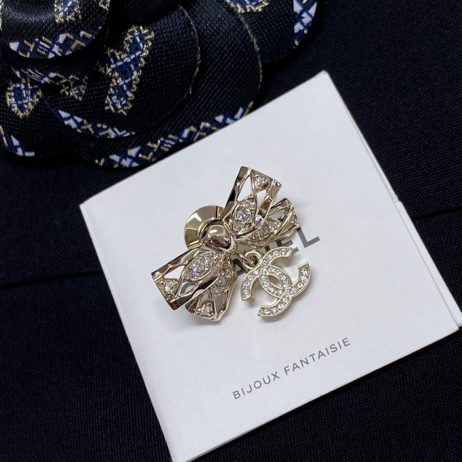 replica,repliche,fake,1:1,earrings,bracelet,ring,jewelry Spilla Chanel con fiocco cavo appeso (4170) replica,repliche,fake,1:1,earrings,bracelet,ring,jewelry Spilla Chanel con fiocco cavo appeso (4170)