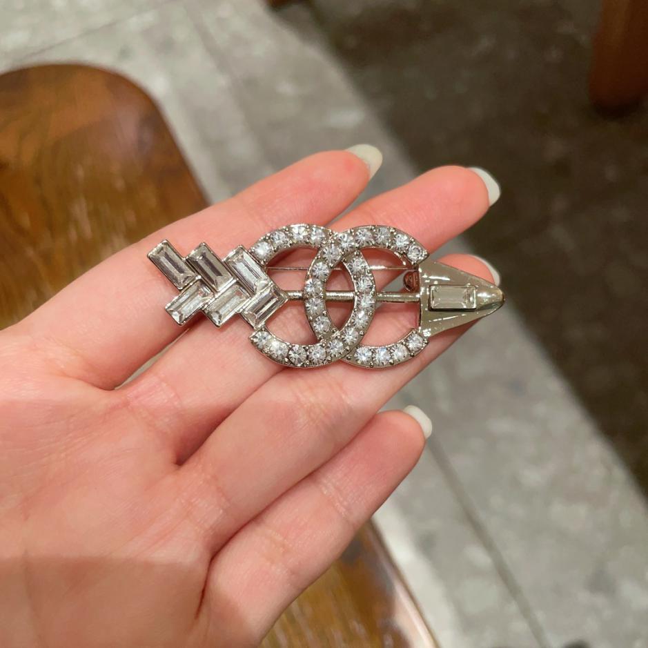 replica,repliche,fake,1:1,earrings,bracelet,ring,jewelry Nuova spilla Chanel (EBD6) replica,repliche,fake,1:1,earrings,bracelet,ring,jewelry Nuova spilla Chanel (EBD6)