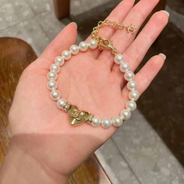 replica,repliche,fake,1:1,earrings,bracelet,ring,jewelry Bracciale Chanel con lettere di seconda mano (9771)