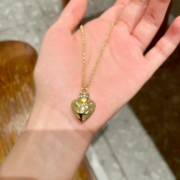 replica,repliche,fake,1:1,earrings,bracelet,ring,jewelry Collana Chanel con lettere di mezza età (E391)
