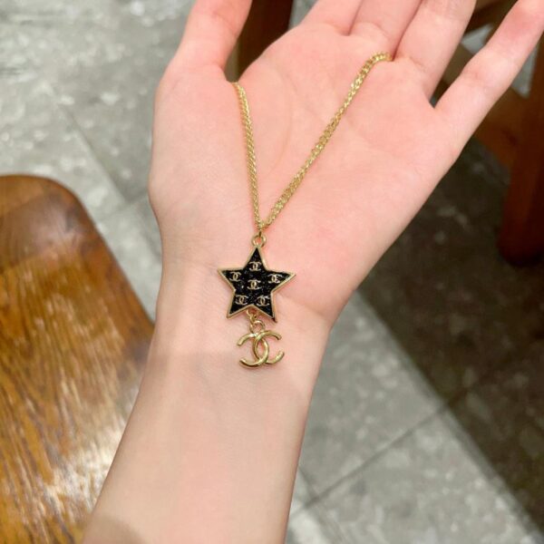 replica,repliche,fake,1:1,earrings,bracelet,ring,jewelry Collana Chanel Medioevo (B966)