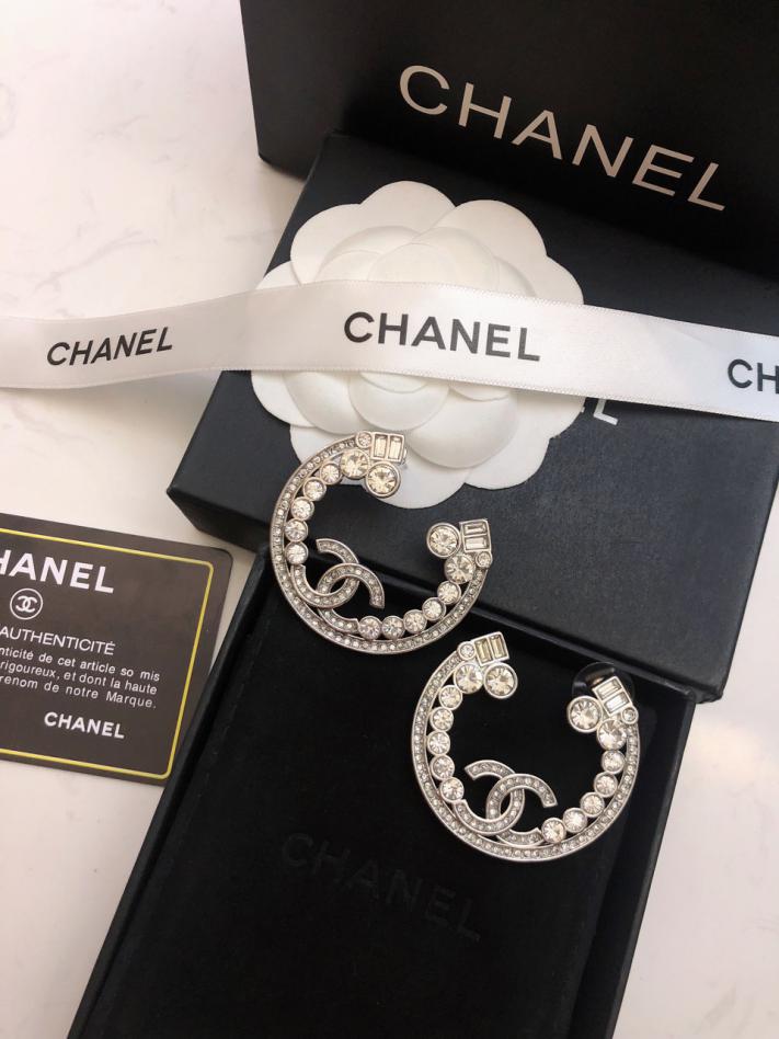replica,repliche,fake,1:1,earrings,bracelet,ring,jewelry Nuovi orecchini Chanel (A842) replica,repliche,fake,1:1,earrings,bracelet,ring,jewelry Nuovi orecchini Chanel (A842)