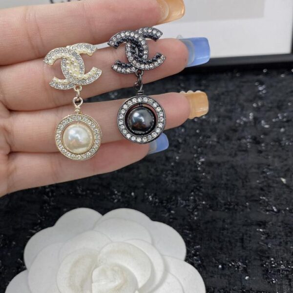 Nuovi orecchini Chanel(2739)