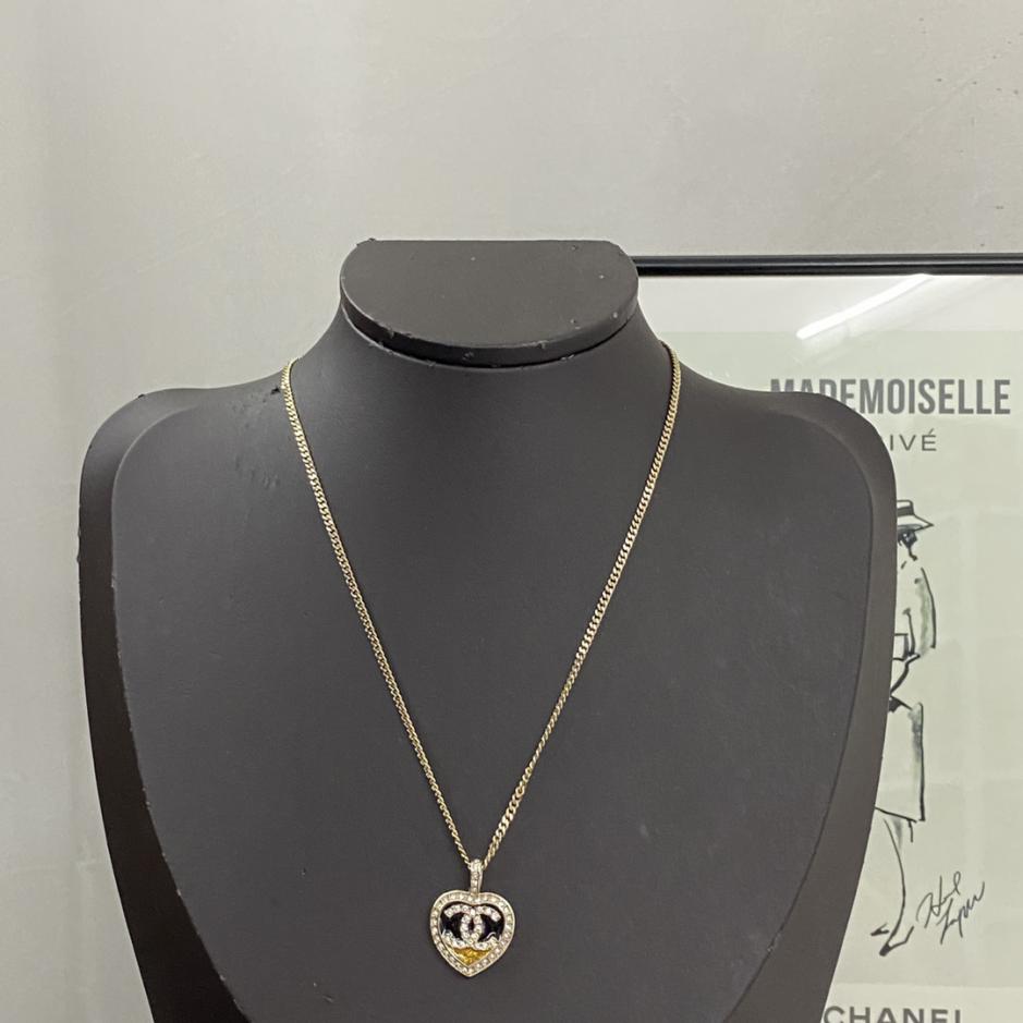 replica,repliche,fake,1:1,earrings,bracelet,ring,jewelry Collana Chanel Love con gocce d’olio abbinate al colore dell’oro nero (789D) replica,repliche,fake,1:1,earrings,bracelet,ring,jewelry Collana Chanel Love con gocce d’olio abbinate al colore dell’oro nero (789D)