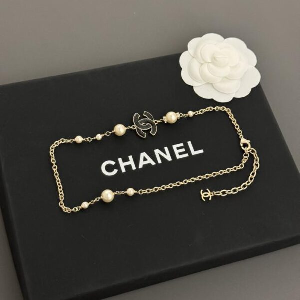 Ultima collana cc nera di Chanel (A661)