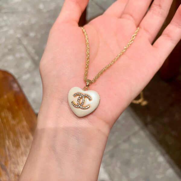 replica,repliche,fake,1:1,earrings,bracelet,ring,jewelry Collana Chanel Medioevo(6B21)