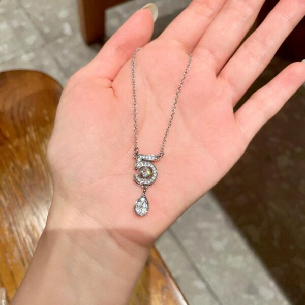 Collana Chanel di seconda mano (E04E)