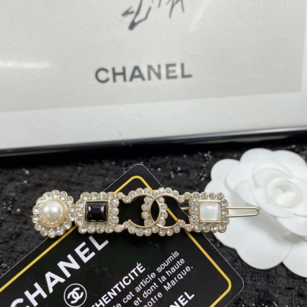 replica,repliche,fake,1:1,earrings,bracelet,ring,jewelry Fermaglio per capelli Chanel (78E9)