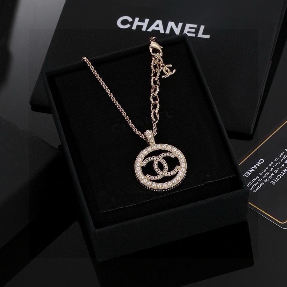 replica,repliche,fake,1:1,earrings,bracelet,ring,jewelry Collana Chanel (B4C8) replica,repliche,fake,1:1,earrings,bracelet,ring,jewelry Collana Chanel (B4C8)