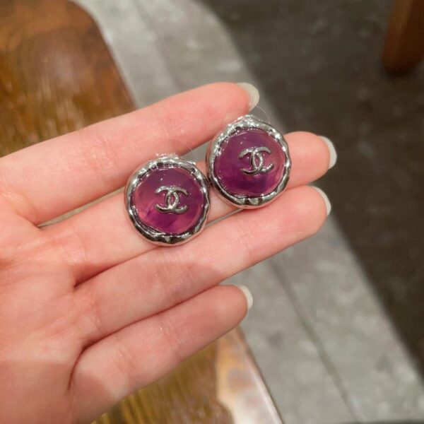 Orecchini a bottone classici Chanel doppia C (586D)