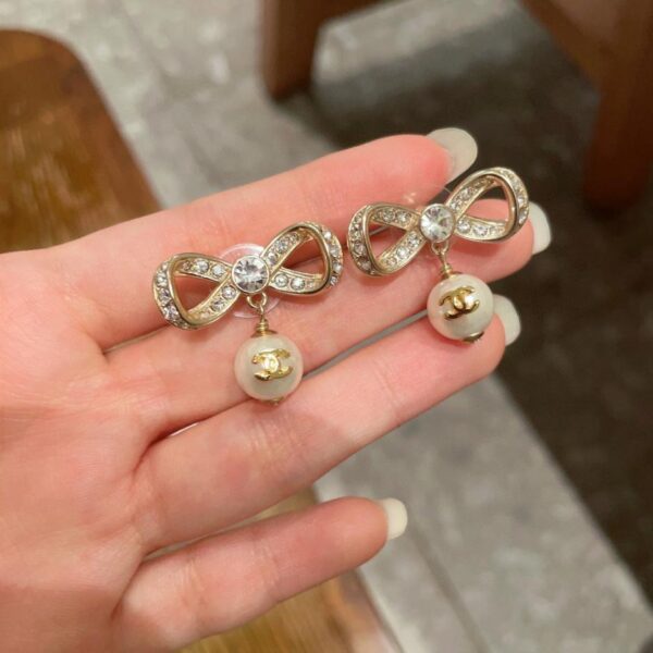 Orecchini con perle fiocco Chanel (9A3F)
