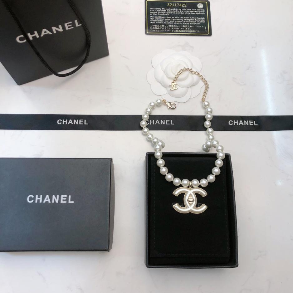 replica,repliche,fake,1:1,earrings,bracelet,ring,jewelry Collana di perle Chanel (2AC1) replica,repliche,fake,1:1,earrings,bracelet,ring,jewelry Collana di perle Chanel (2AC1)