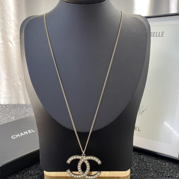 Collana con logo classico Chanel (9961)