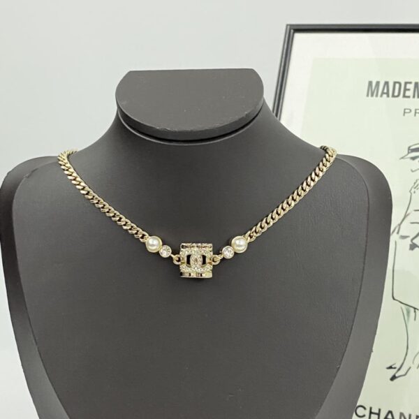 Collana Chanel con doppia C di diamanti Hollow Dice (382A)
